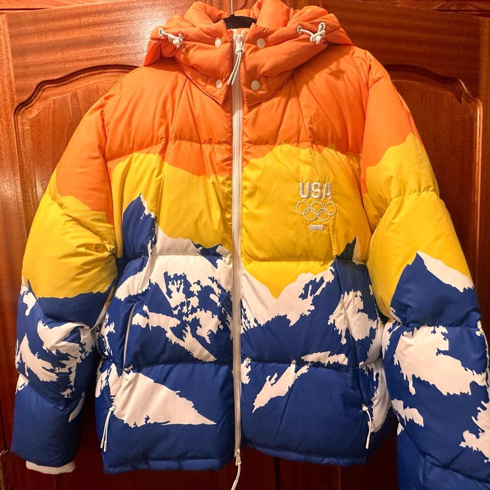 KITH NEW WITH TAGS Team USA Olympic Snow Mountain Midi PufferBRAND NEW WITH TAGS